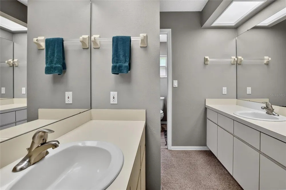 1221 E EDGEWOOD DRIVE Lakeland, FL 33803
