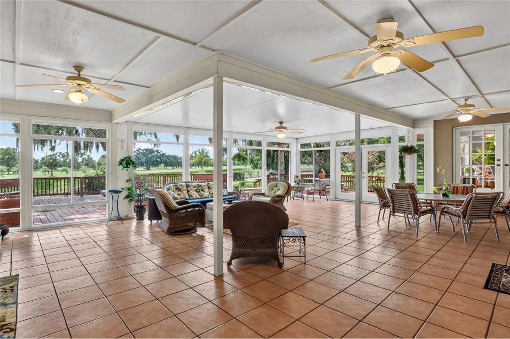1221 E EDGEWOOD DRIVE Lakeland, FL 33803