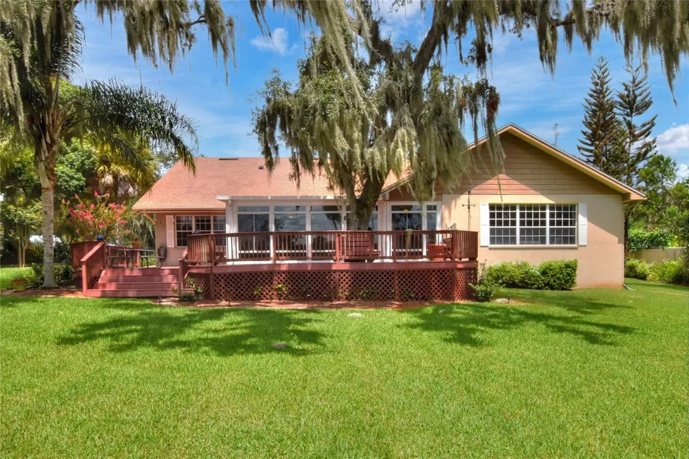 1221 E EDGEWOOD DRIVE Lakeland, FL 33803