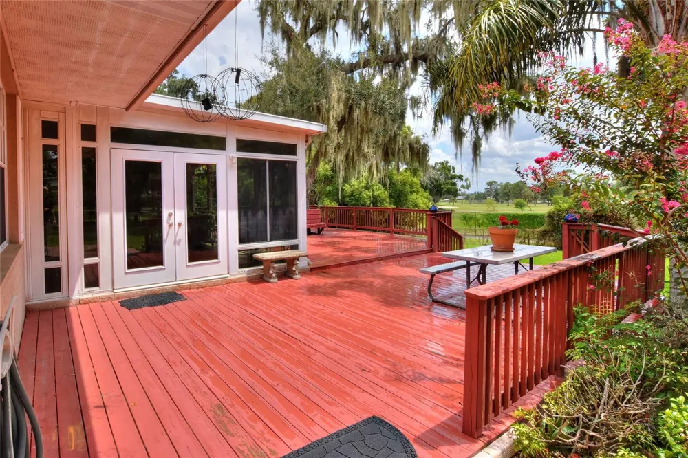 1221 E EDGEWOOD DRIVE Lakeland, FL 33803