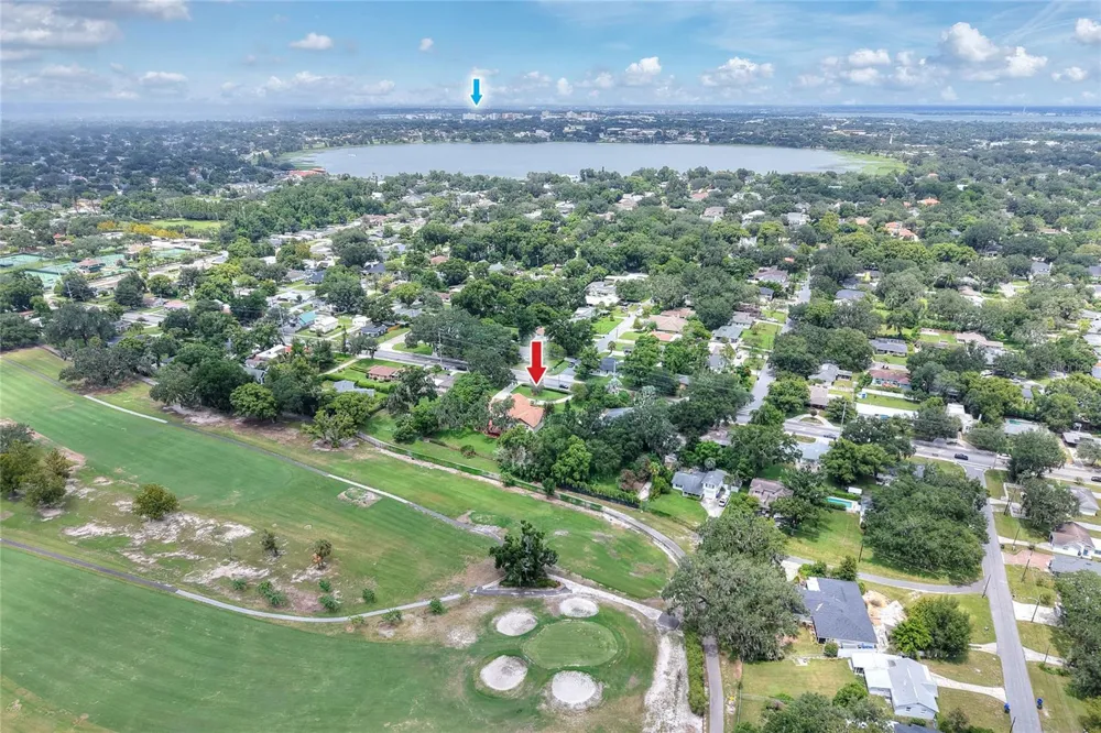 1221 E EDGEWOOD DRIVE Lakeland, FL 33803