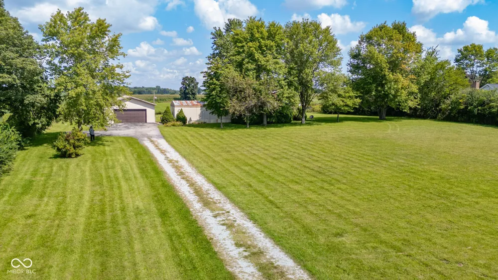 9990 W State Road 38 Markleville, IN 46056