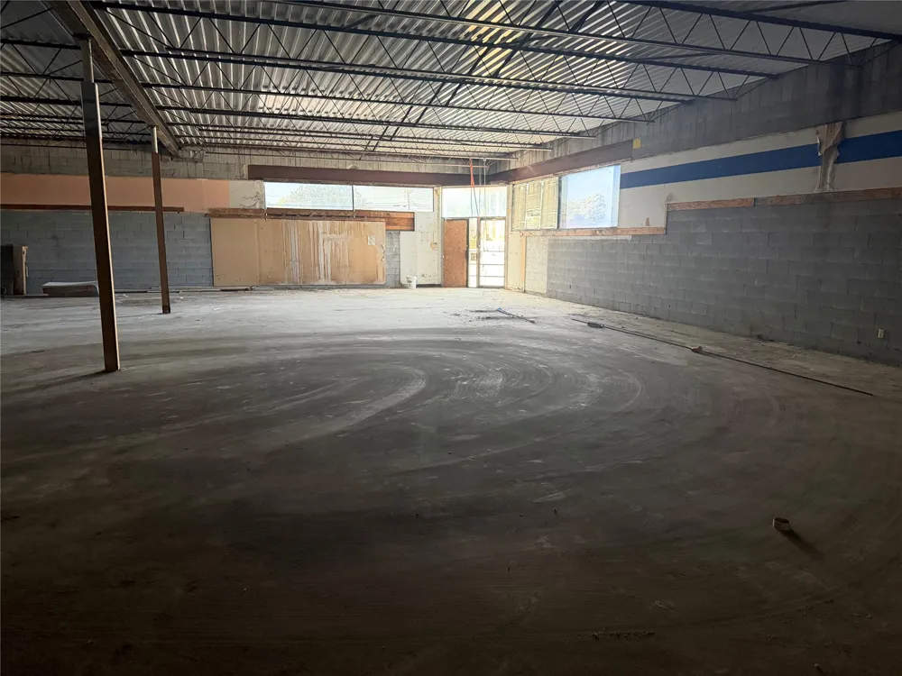 500 W Walker Street Breckenridge, TX 76424