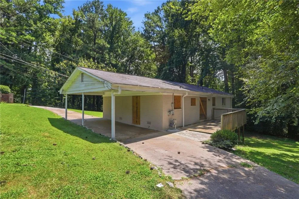 2785 Battle Forrest Drive Decatur, GA 30034