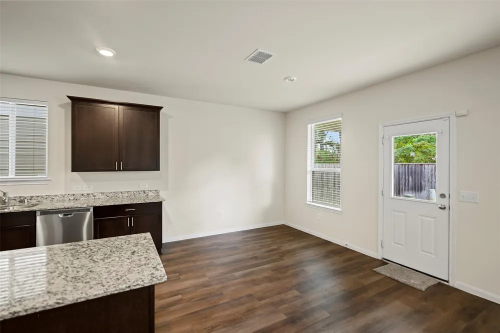 19202 Tannach Drive Tomball, TX 77375