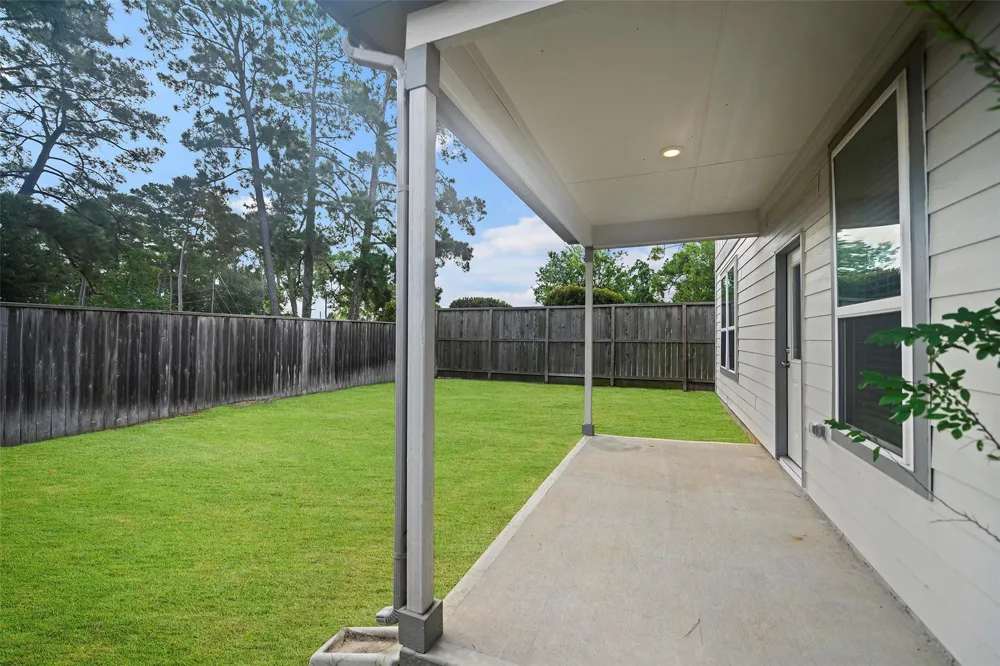 19202 Tannach Drive Tomball, TX 77375