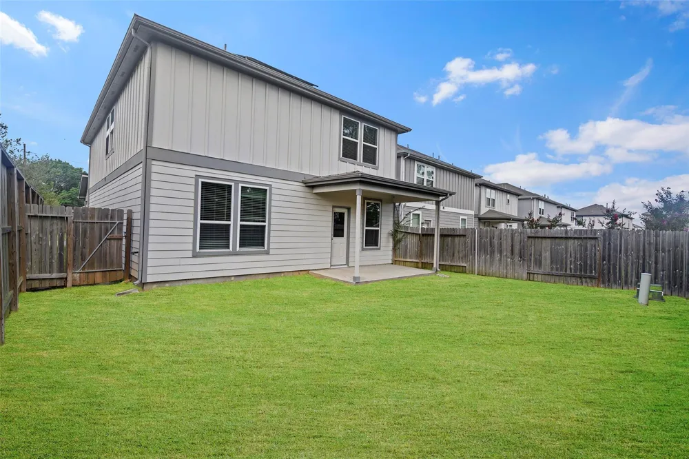 19202 Tannach Drive Tomball, TX 77375