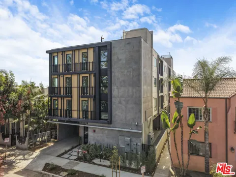 1825 New Hampshire Avenue #204