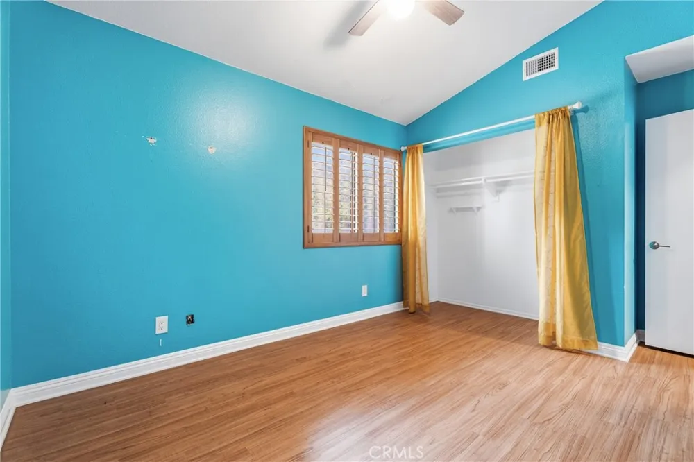 26352 Rainbow Glen Newhall, CA 91321
