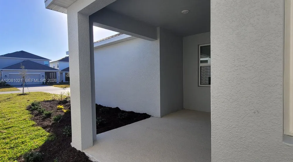 11926 Language Way Orlando, FL 32832