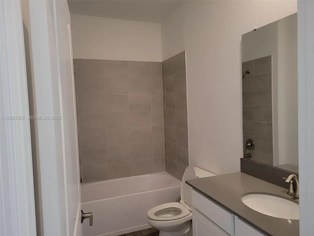 11926 Language Way Orlando, FL 32832