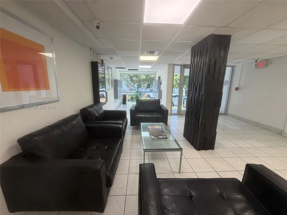 245 18th St #805 Miami Beach, FL 33139