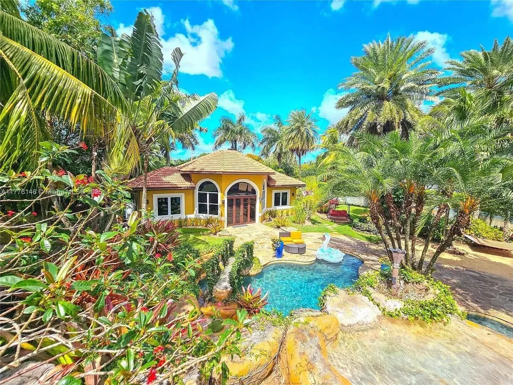 14503 SW 16TH STREET Davie, FL 33325
