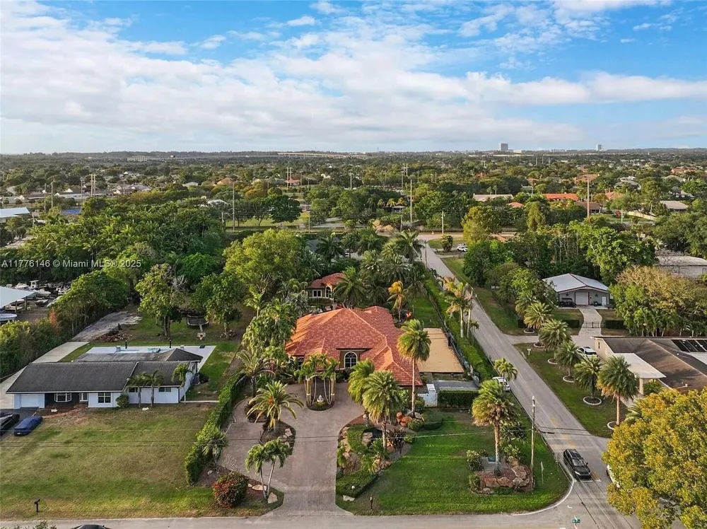14503 SW 16TH STREET Davie, FL 33325