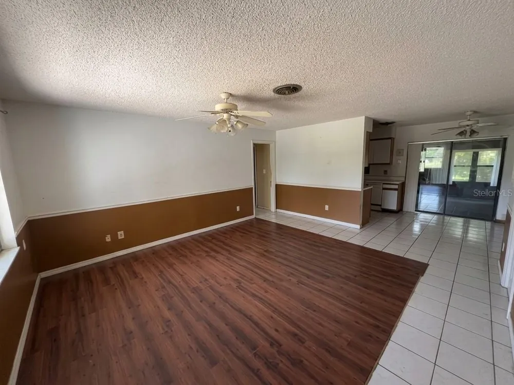 996 GRAYSON DRIVE Orlando, FL 32825