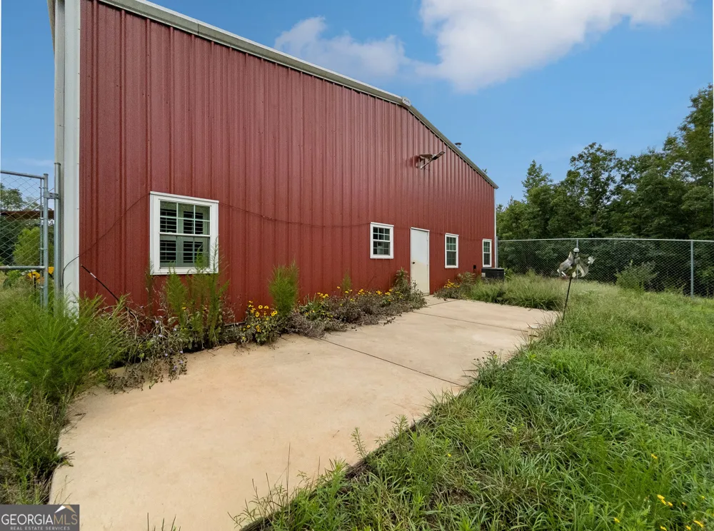 4896 Barnett Shoals RD Athens, GA 30605