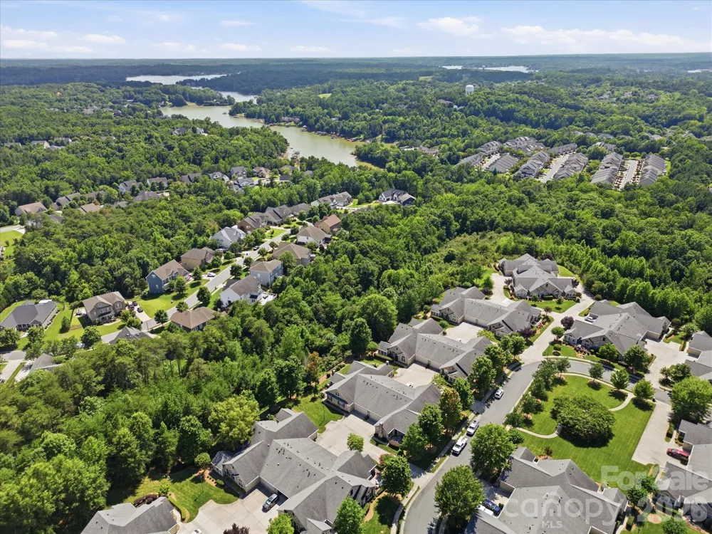 868 Ledgestone Court Tega Cay, SC 29708