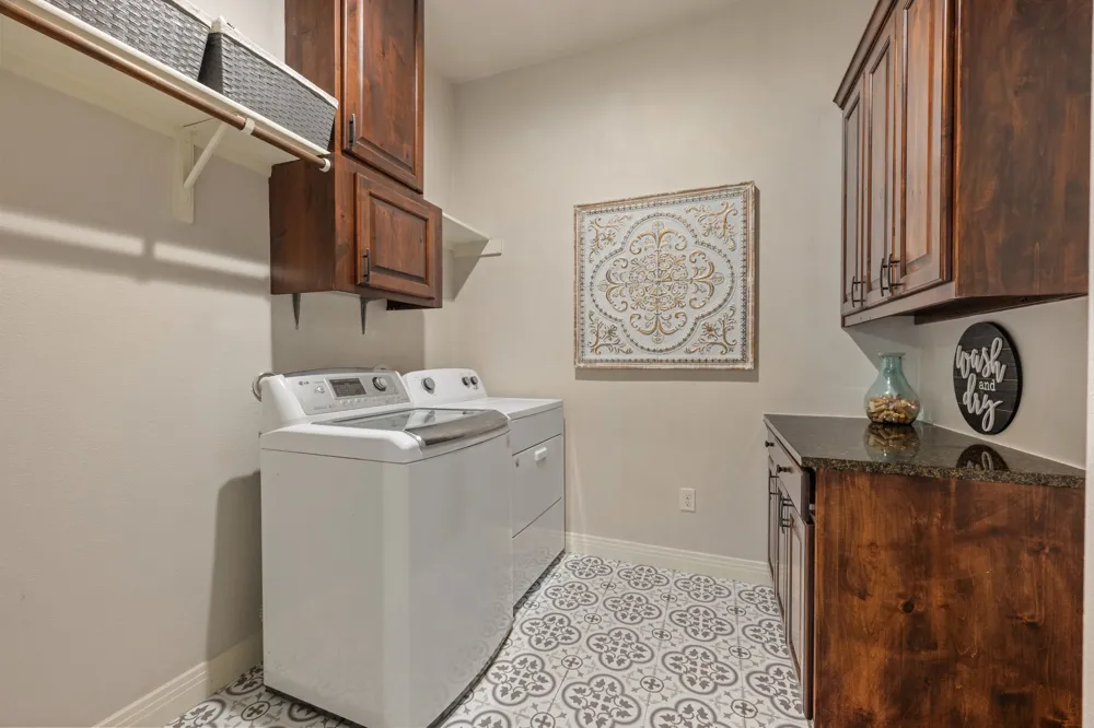 2601 Quinlan Park Road #508 Austin, TX 78732