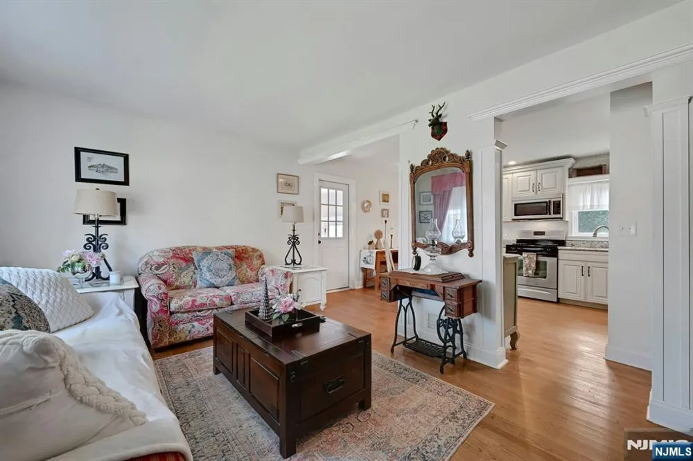 10 Knickerbocker Road Demarest, NJ 07627