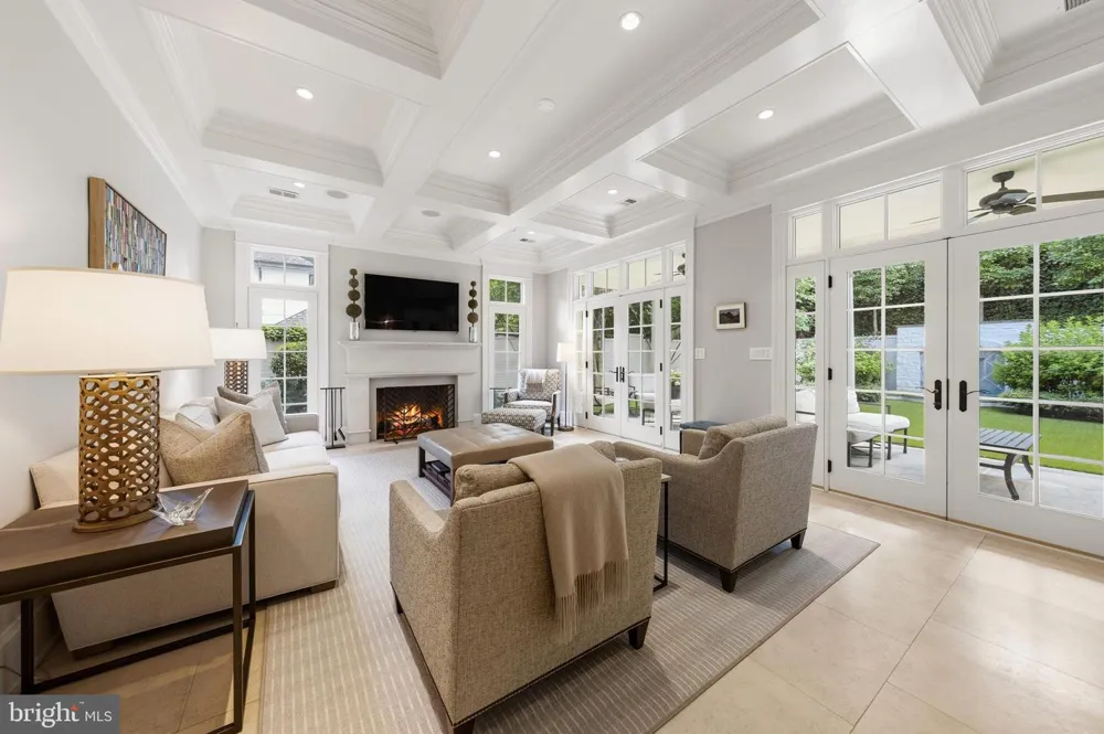 1726 HOBAN ROAD NW Washington, DC 20007