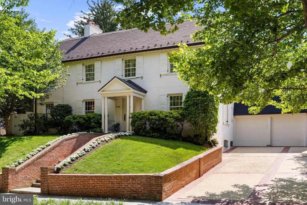 1726 HOBAN ROAD NW Washington, DC 20007