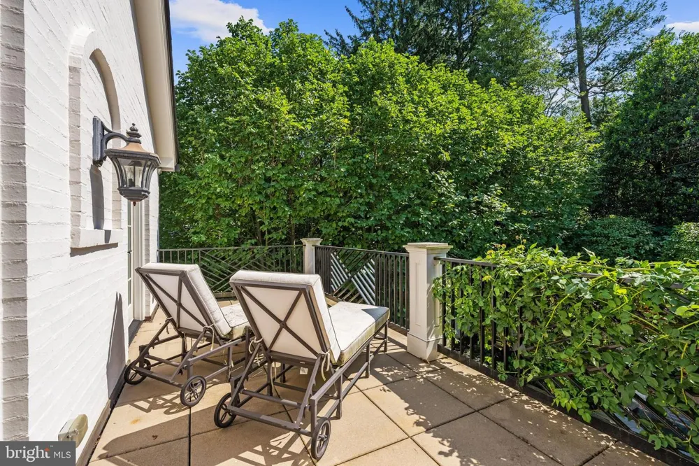 1726 HOBAN ROAD NW Washington, DC 20007