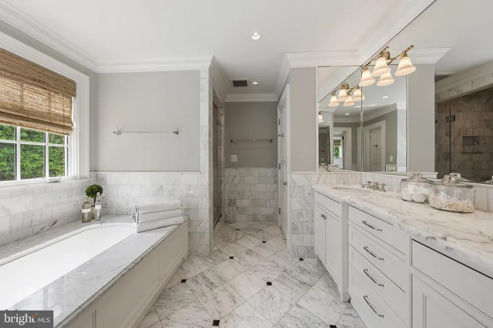 1726 HOBAN ROAD NW Washington, DC 20007