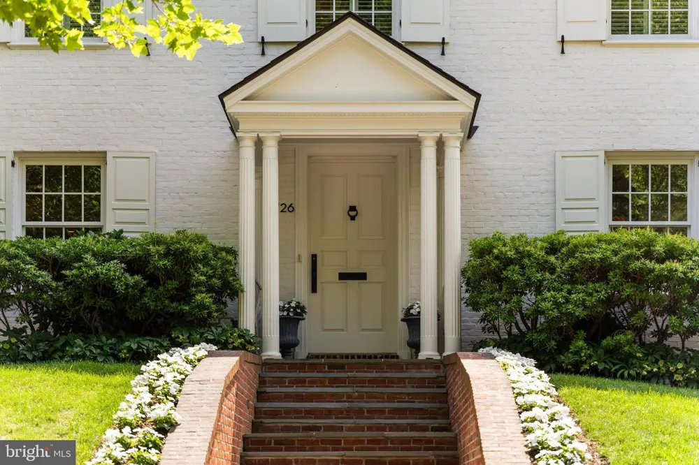 1726 HOBAN ROAD NW Washington, DC 20007