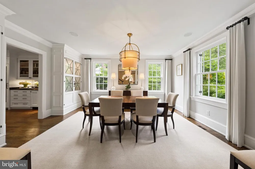 1726 HOBAN ROAD NW Washington, DC 20007