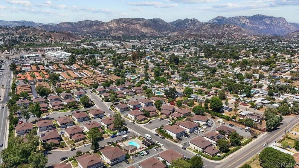 12156 Wintergreen Drive #2 Lakeside, CA 92040