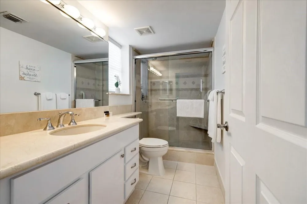 651 OKEECHOBEE BOULEVARD #801 West Palm Beach, FL 33401