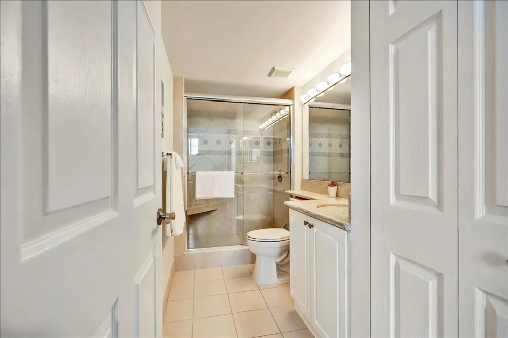 651 OKEECHOBEE BOULEVARD #801 West Palm Beach, FL 33401