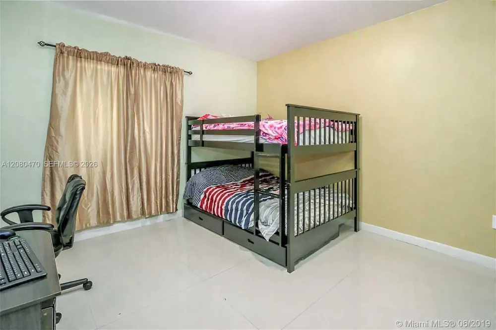 17801 SW 108th Ct Miami, FL 33157