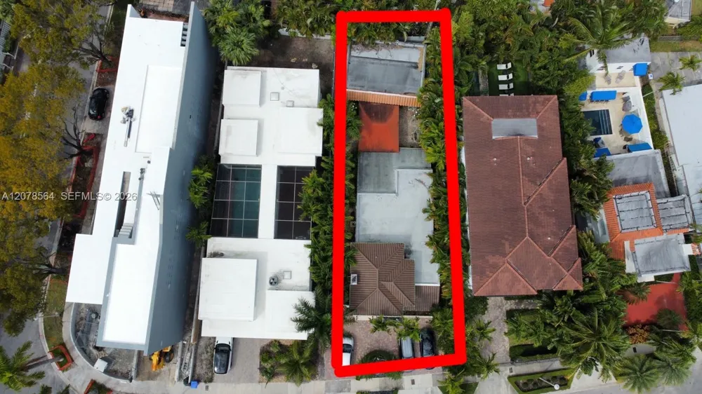 1823 S Bayshore Ln Miami, FL 33133