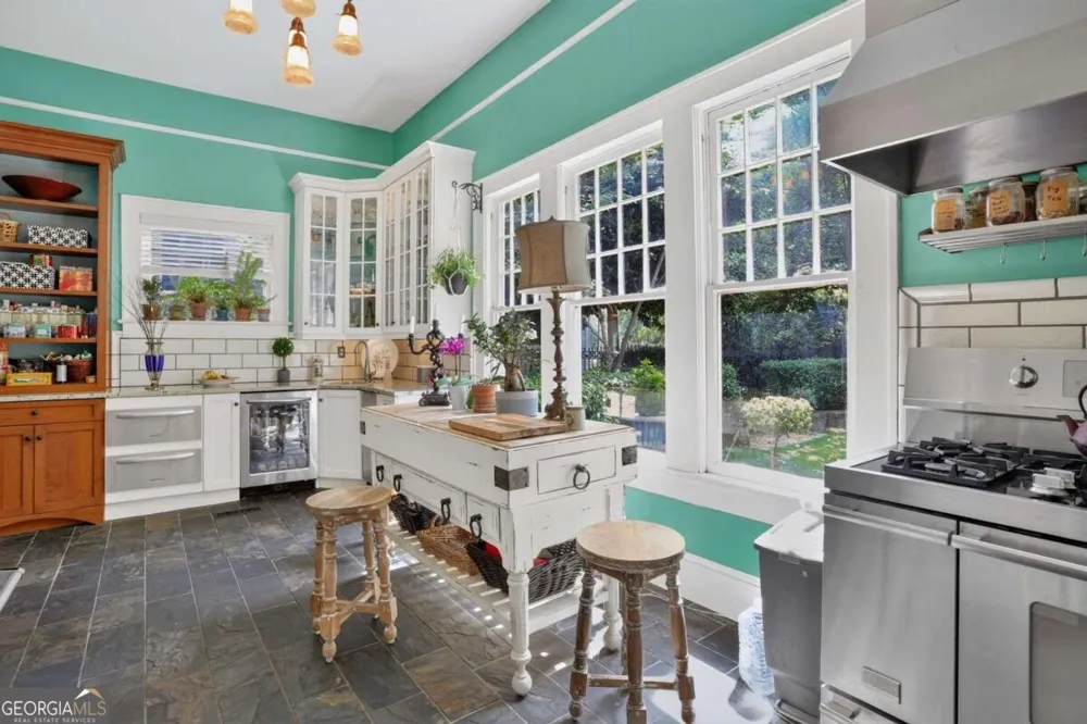 909 Myrtle ST NE Atlanta, GA 30309