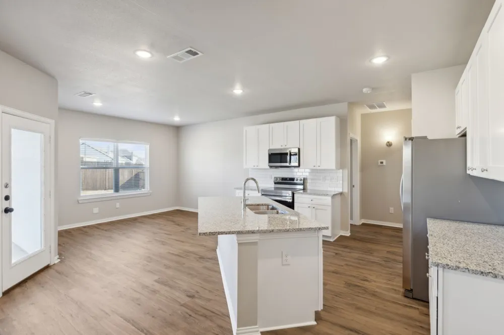 712 Taliaferro Springtown, TX 76082