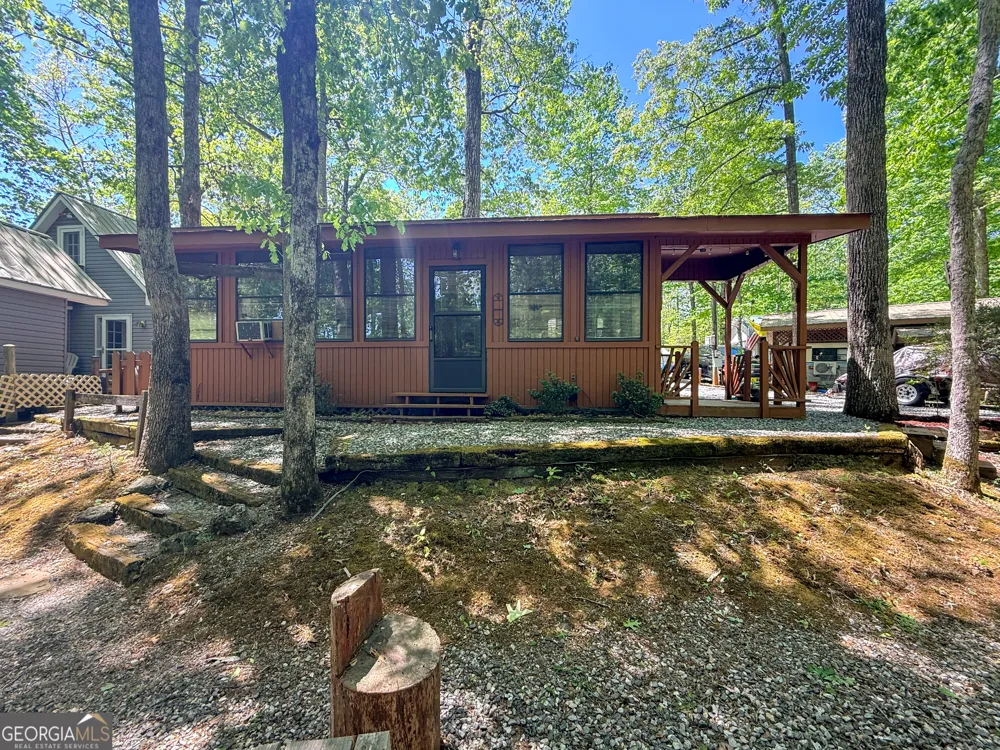 51 Mountain Park BLVD Cleveland, GA 30528