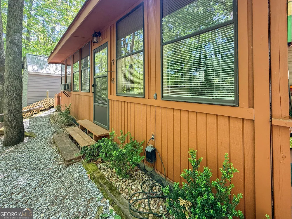 51 Mountain Park BLVD Cleveland, GA 30528