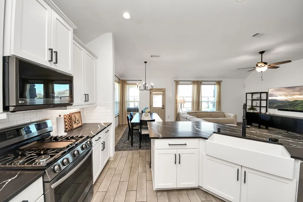 30114 Cascading Brook Way Brookshire, TX 77423