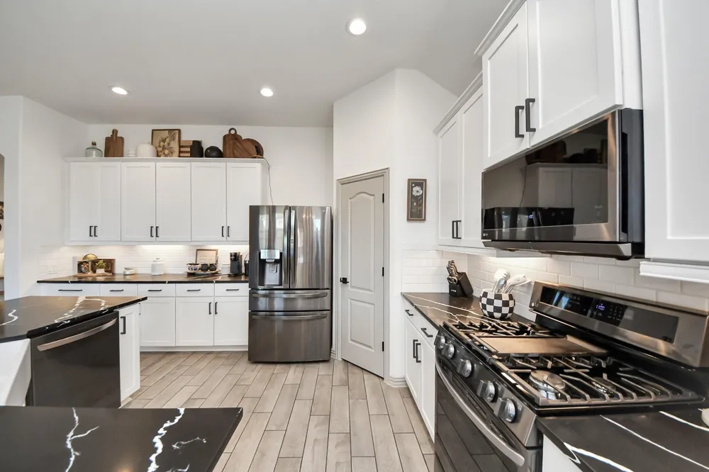 30114 Cascading Brook Way Brookshire, TX 77423