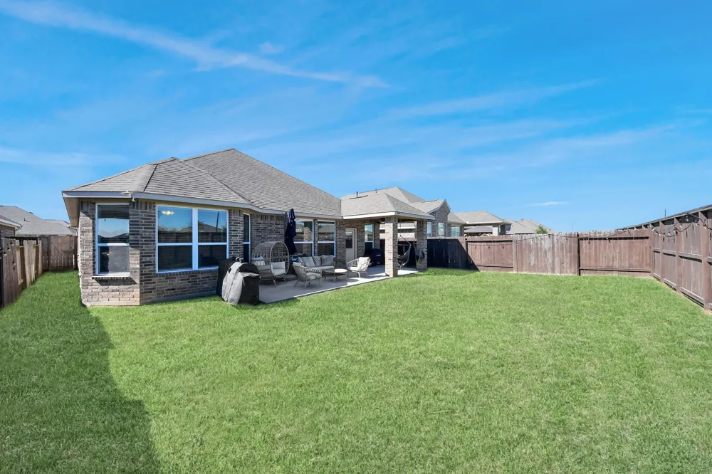 30114 Cascading Brook Way Brookshire, TX 77423