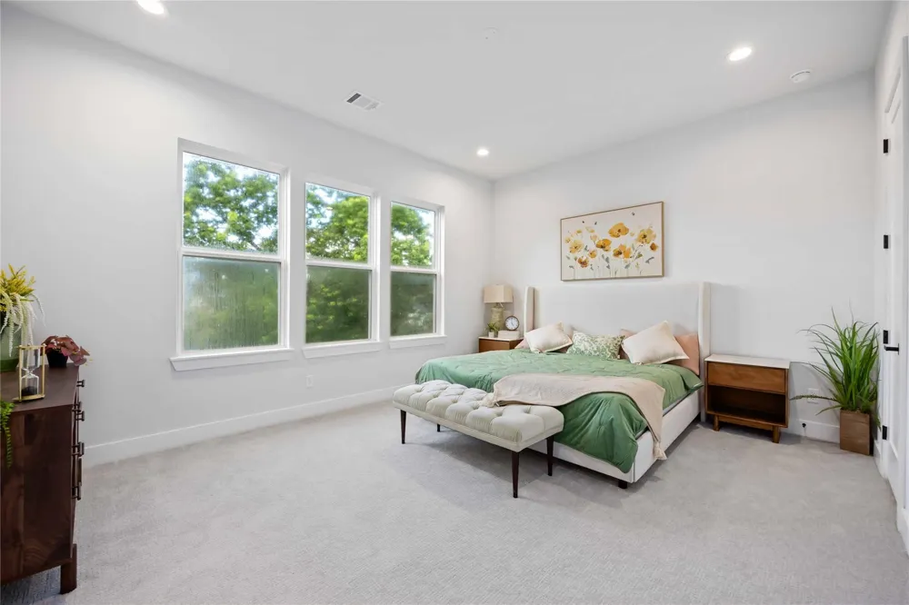 6109 De Campo Street Houston, TX 77091