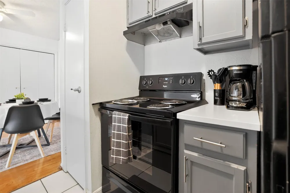 3770 Lovers Wood Lane #610 Houston, TX 77014