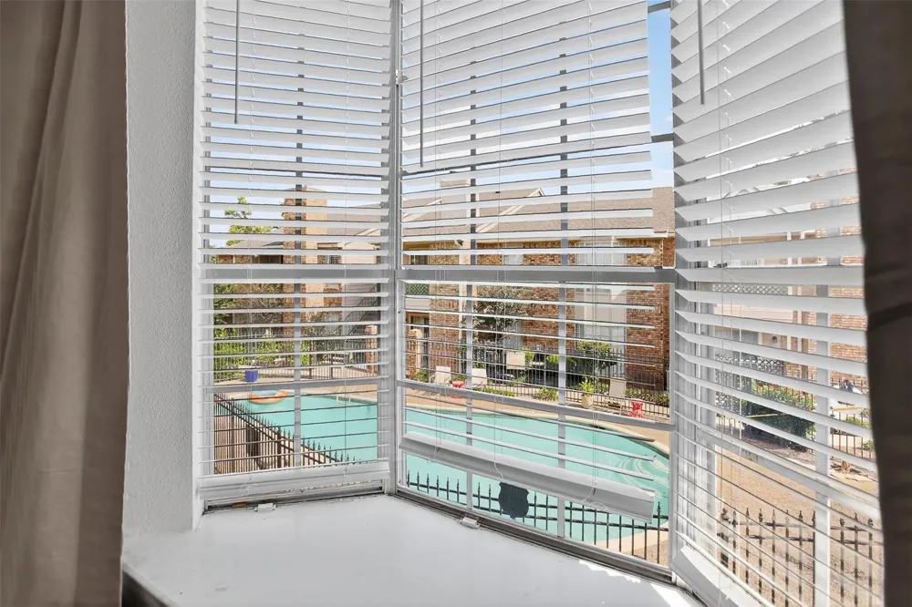 3770 Lovers Wood Lane #610 Houston, TX 77014