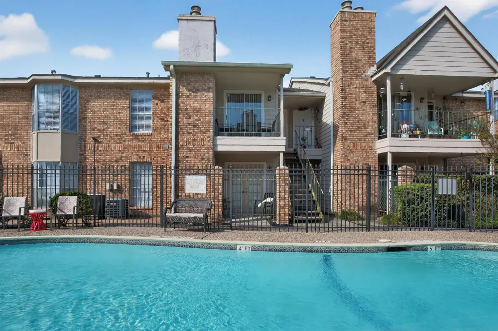 3770 Lovers Wood Lane #610 Houston, TX 77014