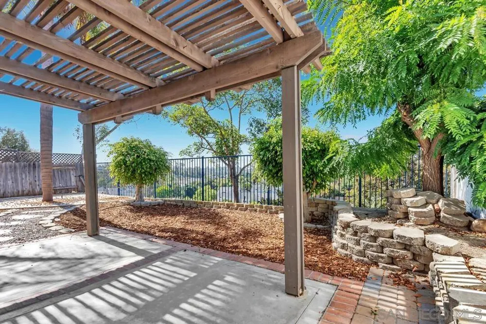 1861 Avenida Segovia Oceanside, CA 92056