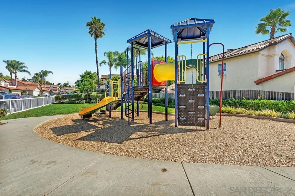 1861 Avenida Segovia Oceanside, CA 92056