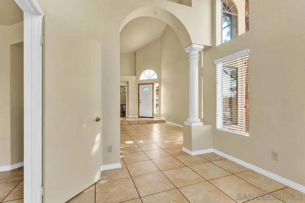 1861 Avenida Segovia Oceanside, CA 92056