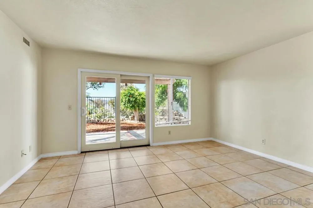 1861 Avenida Segovia Oceanside, CA 92056