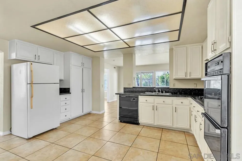 1861 Avenida Segovia Oceanside, CA 92056